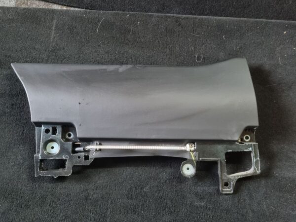 Подушка безпеки (airbag) для колін водія 1077825-00-D. З накладкою від Tesla Model S 1582859-00-F