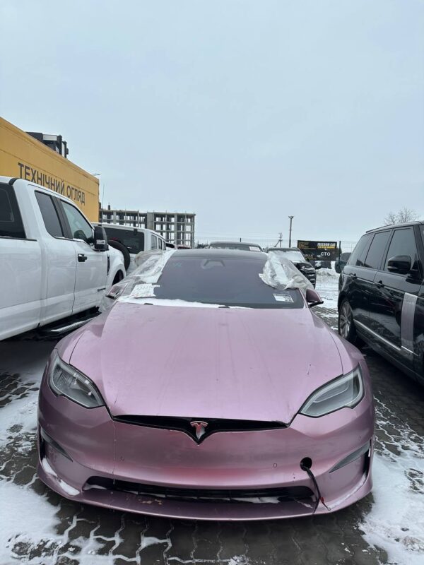 Tesla model S 2021