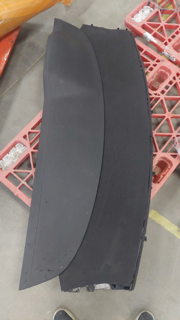 Торпеда передня панель з AIRBAG Tesla Model S 21-26, 1562987-00-J